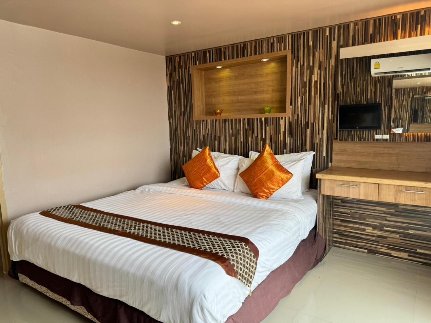 דירה Minium Phuket Patong