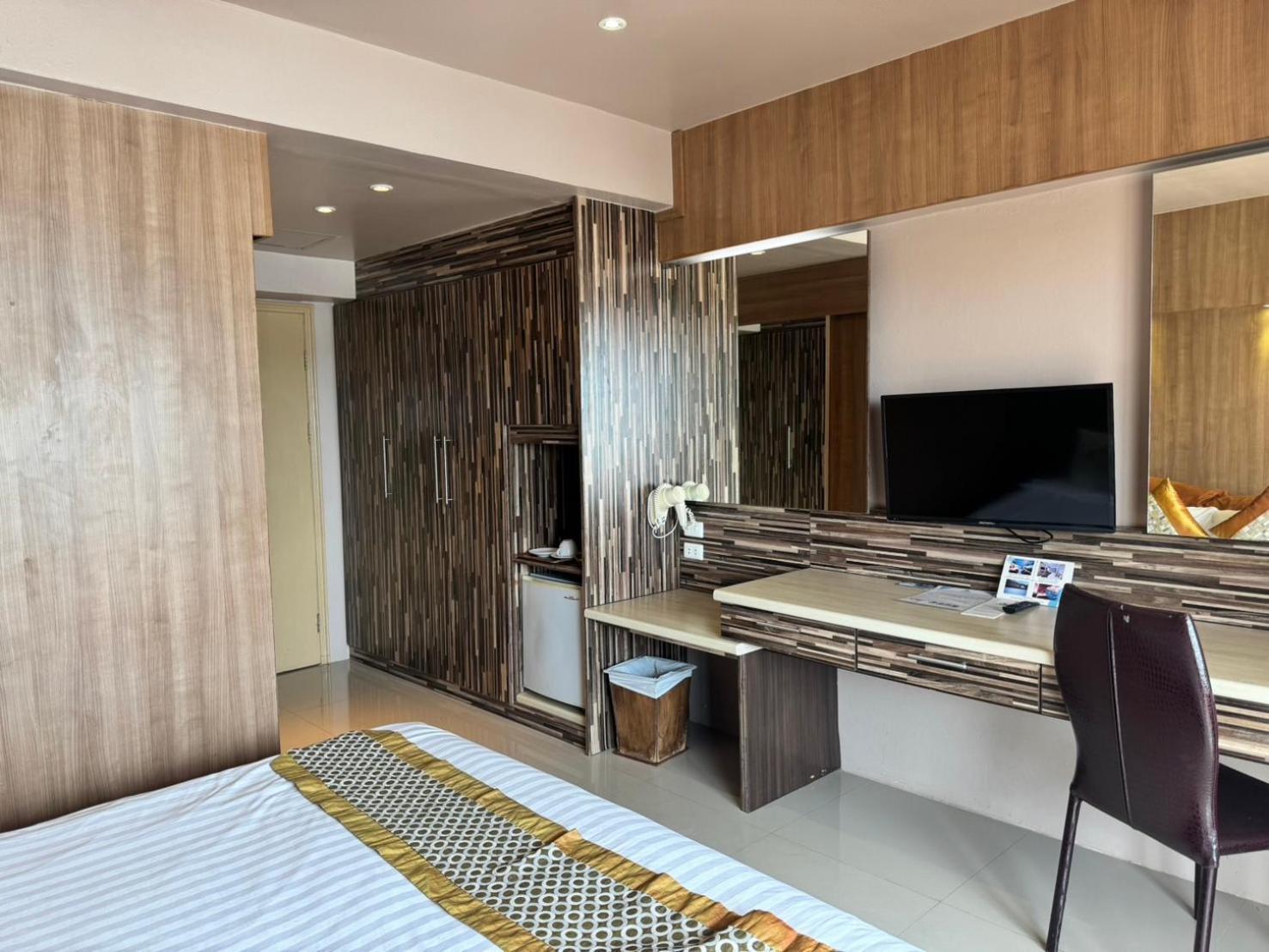 דירה Minium Phuket